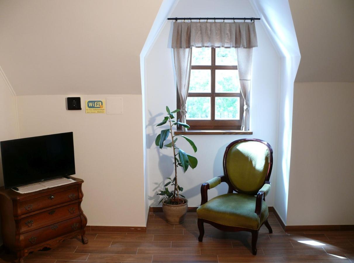 Kadarta Vendeglo Panzio Bed and Breakfast Veszprém Εξωτερικό φωτογραφία