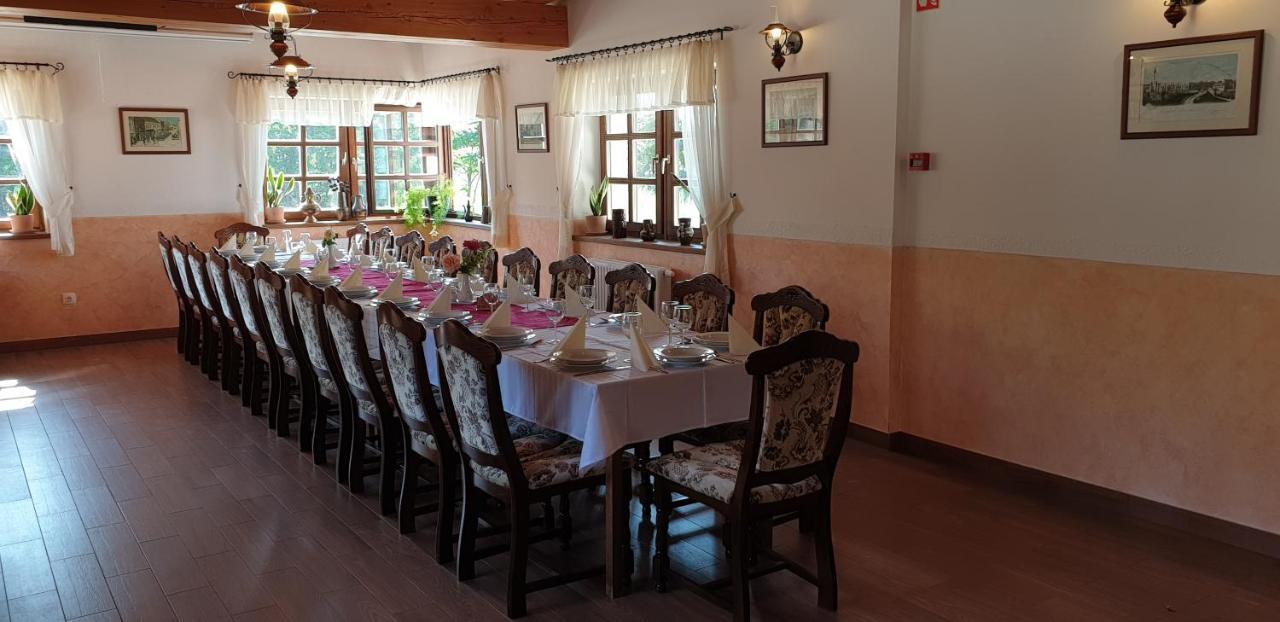Kadarta Vendeglo Panzio Bed and Breakfast Veszprém Εξωτερικό φωτογραφία
