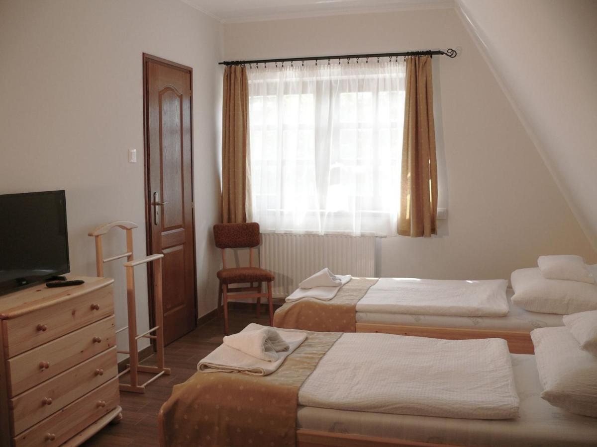 Kadarta Vendeglo Panzio Bed and Breakfast Veszprém Εξωτερικό φωτογραφία
