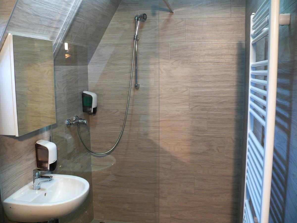 Kadarta Vendeglo Panzio Bed and Breakfast Veszprém Εξωτερικό φωτογραφία