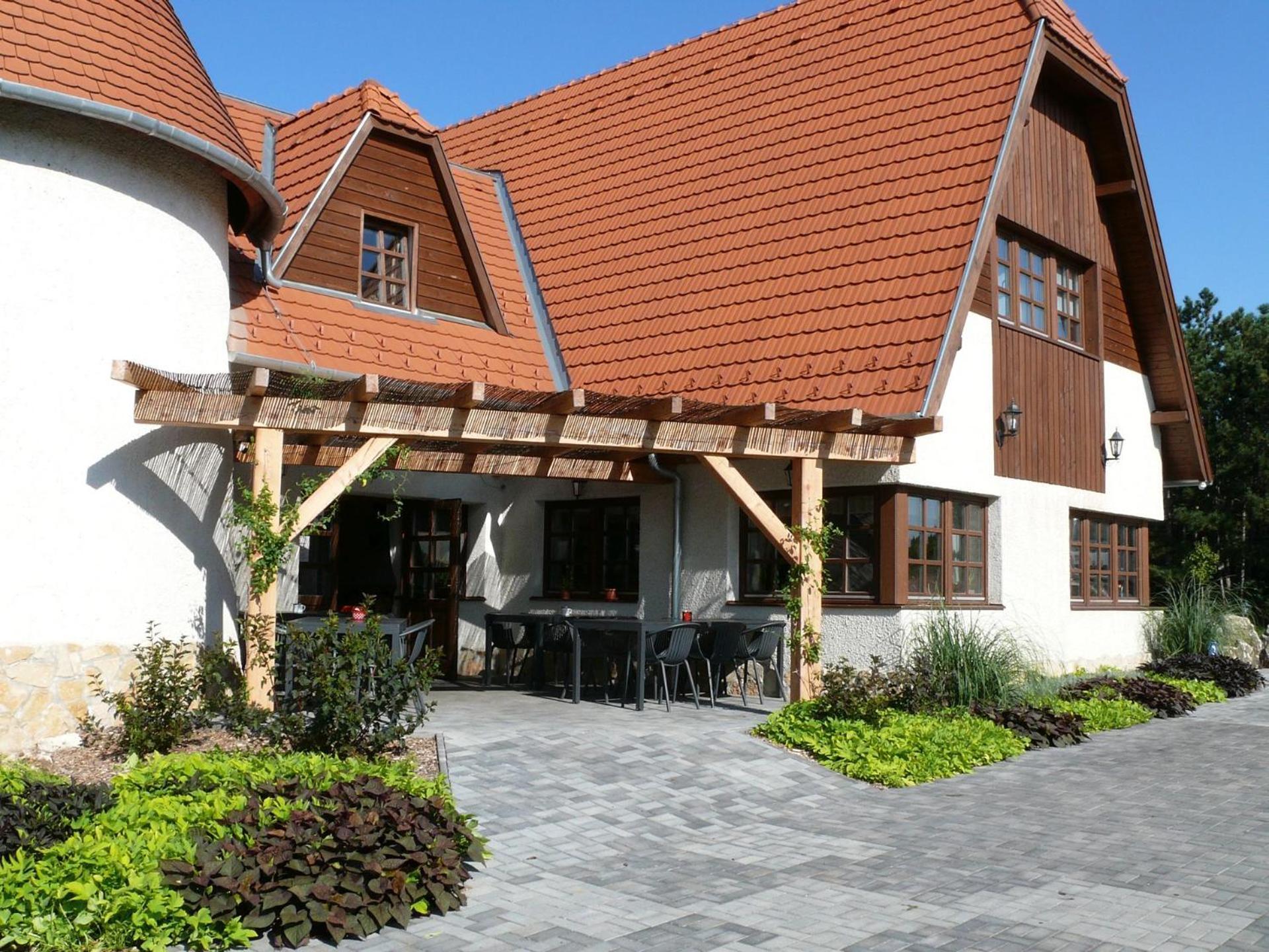 Kadarta Vendeglo Panzio Bed and Breakfast Veszprém Εξωτερικό φωτογραφία